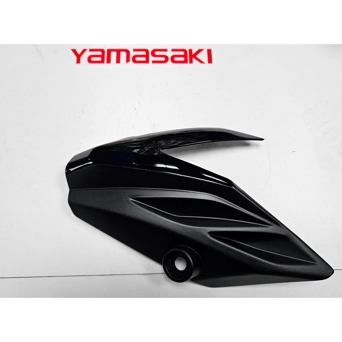 Yamasaki F30 LH Headlight Cowl Gloss Black